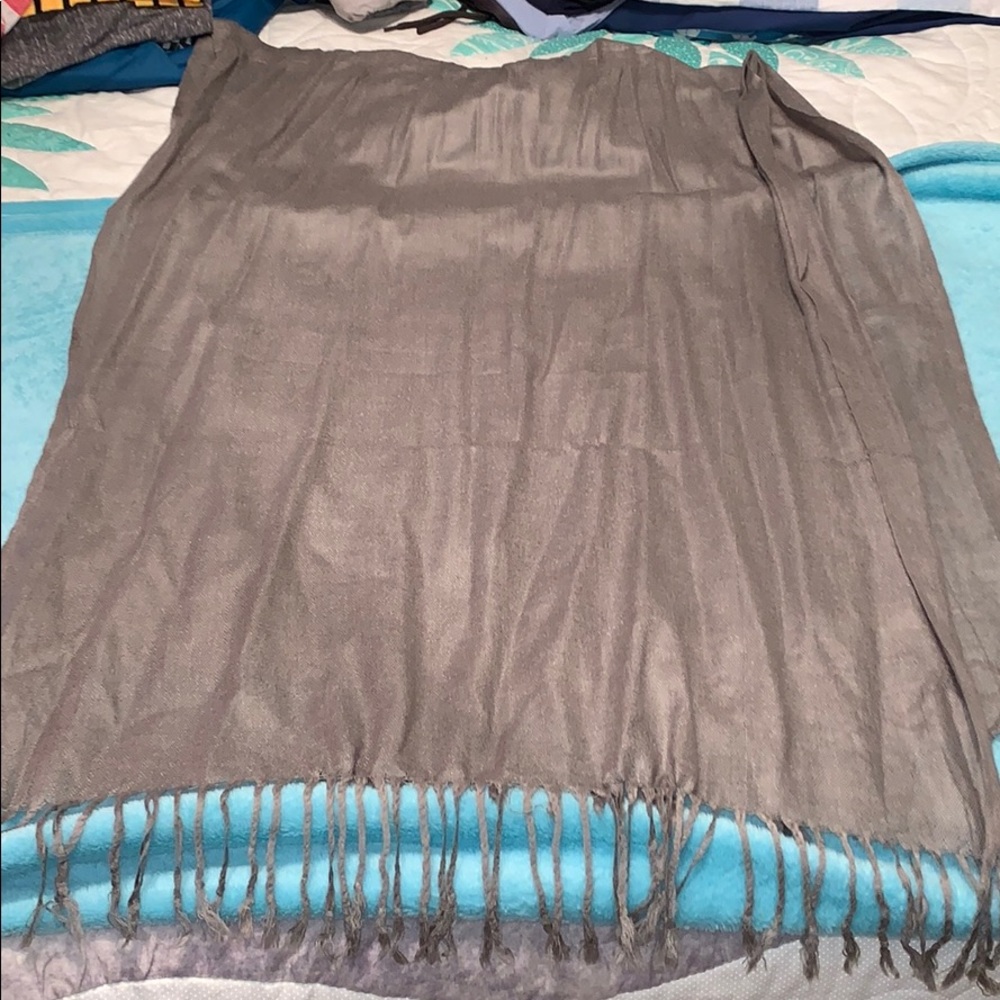lovely silver scarf/shawl